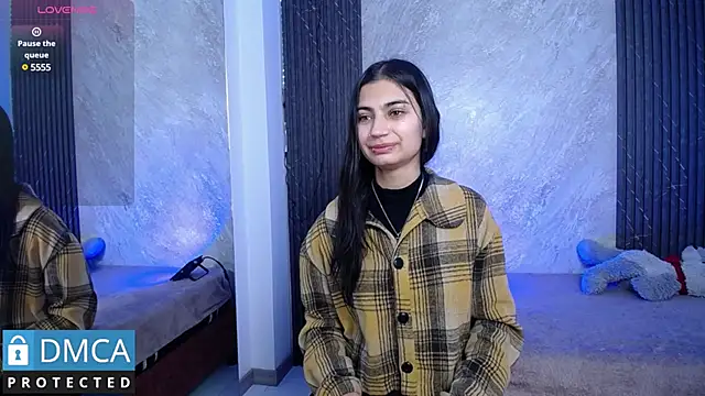 SolBeaumont1 online show from 02.08.25