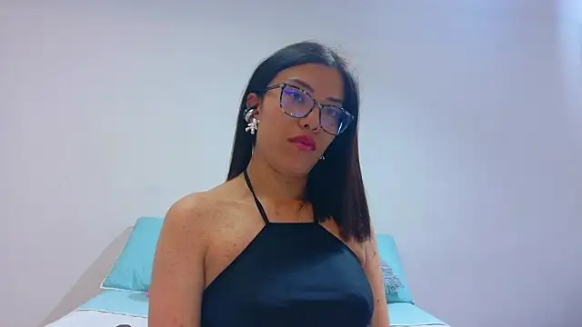  lucysmith online show from 10.02.25