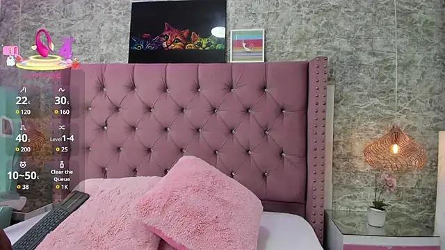 Snapshot of NahiaraReina chatting on 02.07.25 NahiaraReina online show from 02.07.25