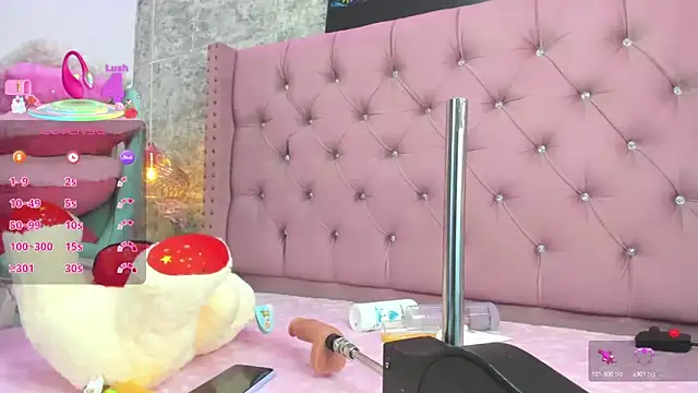 Snapshot of NahiaraReina chatting on 03.10.25 NahiaraReina online show from 03.10.25