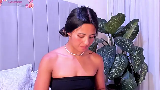 Mindy sweety online show from 03.03.25