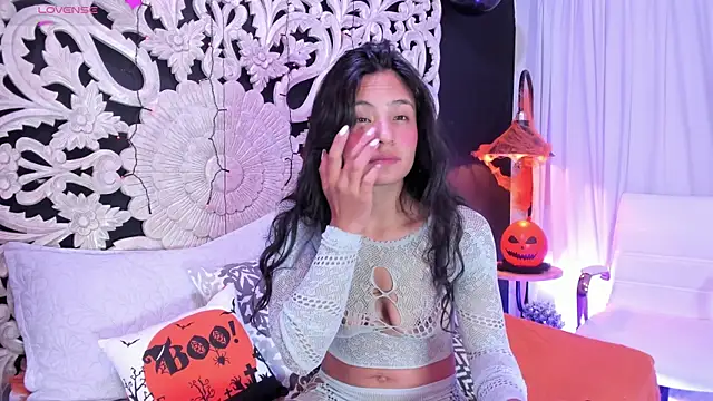 Mindy sweety online show from 10.28.25