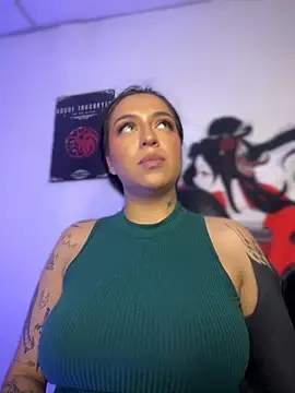 AnnikaMerliahh  online show from 10.23.25