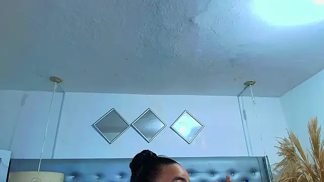 EileenBenzon online show from 02.20.26