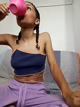 Snapshot of Cositarica_69 chatting on 03.18.25 Cositarica 69 online show from 03.18.25