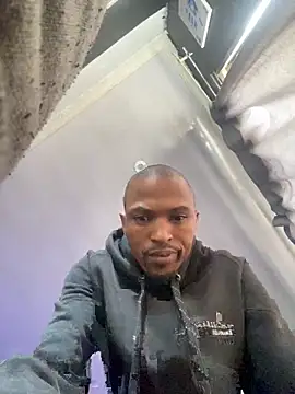 BlueIceCube online show from 11.08.25