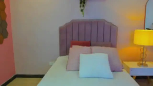 Snapshot of jinx_dh chatting on 03.08.25 jinx dh online show from 03.08.25