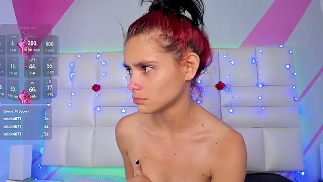 Snapshot of Salome_rouse1 chatting on 02.15.25 Salome rouse1 online show from 02.15.25