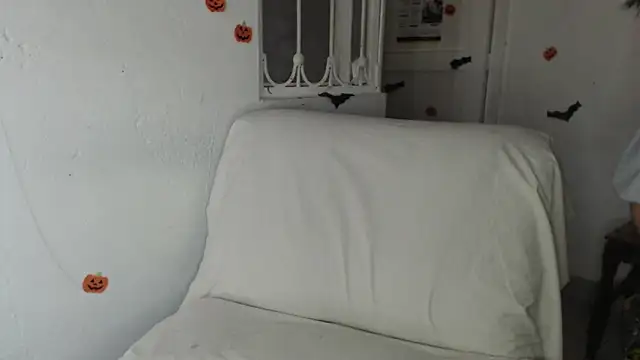 skinny sweet2411 online show from 11.06.25