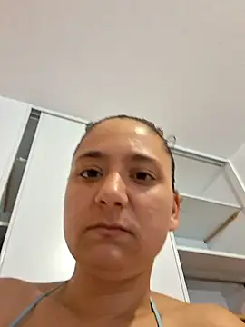 Snapshot of Nell-X chatting on 06.18.26 Nell-X online show from 06.18.26