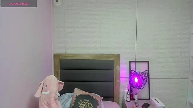 Snapshot of shelbystetson chatting on 03.11.25 shelbystetson online show from 03.11.25