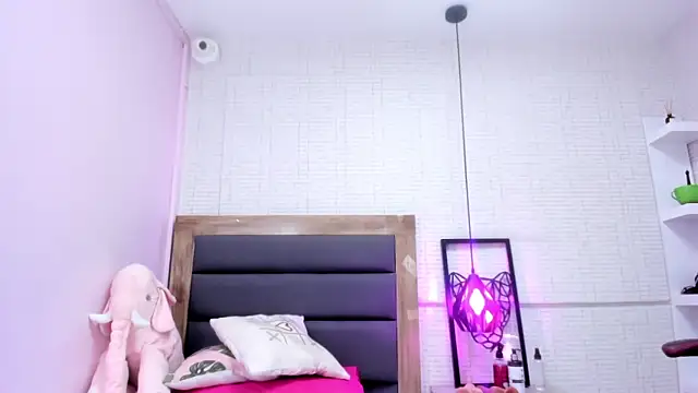 Snapshot of shelbystetson chatting on 03.22.25 shelbystetson online show from 03.22.25