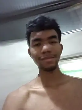 Reynold2608 online show from 12.28.24