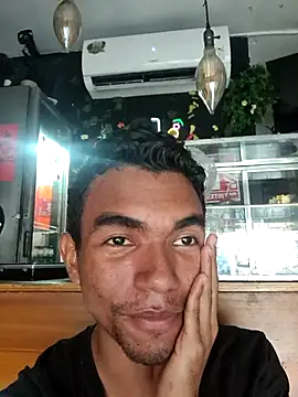 Reynold2608 online show from 04.08.26