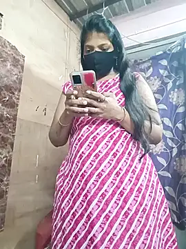 queensenorita online show from 09.30.25