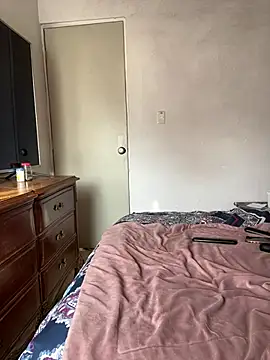 Nina-Chick777 online show from 12.21.24