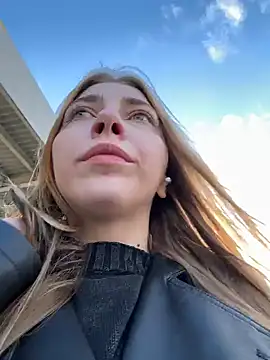 Sunny   Bunny online show from 10.22.25