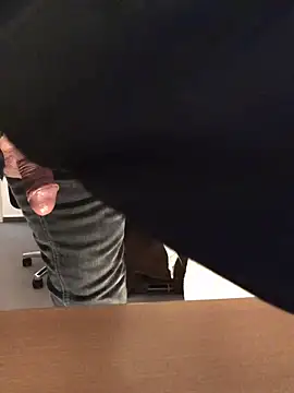 Inseminator69 online show from 02.25.25