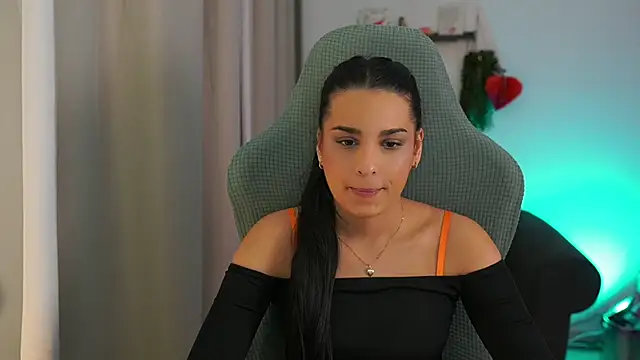 mila  denver online show from 02.12.25