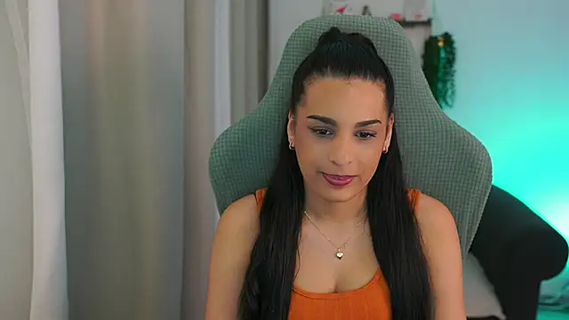 mila  denver online show from 03.04.25