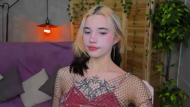 as1an girlfriend online show from 01.18.25