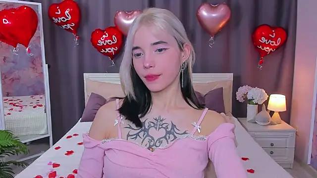 as1an girlfriend online show from 02.13.25