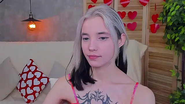 as1an girlfriend online show from 02.16.25