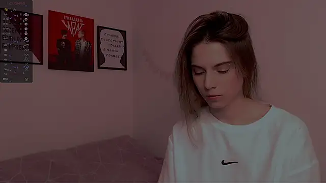 Snapshot of _ni_kiss chatting on 01.24.25 ni kiss online show from 01.24.25