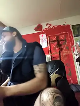 Ozomitro online show from 12.15.25