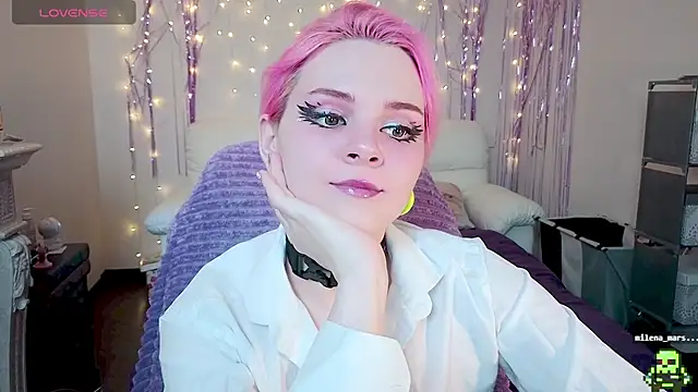 One Moment  online show from 12.02.24