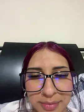 Hilary pinkk online show from 02.06.25