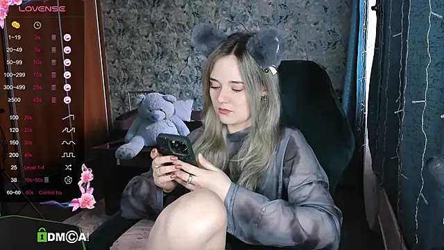 Your small bunny online show from 03.13.25