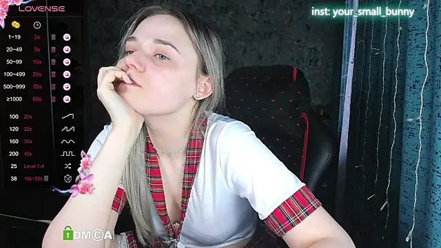 Your small bunny online show from 10.04.25