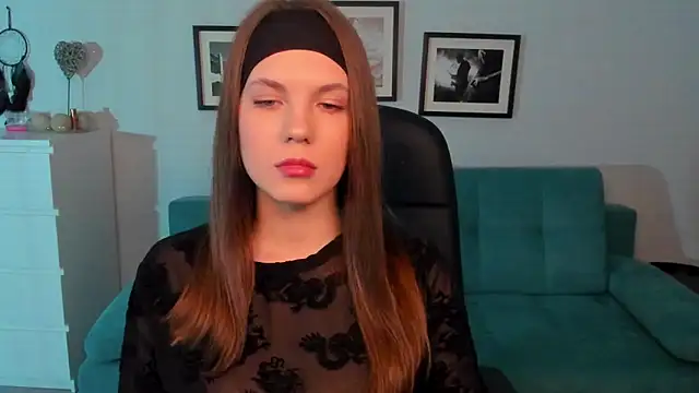 Snapshot of BellaSweetHeart chatting on 01.26.25 BellaSweetHeart online show from 01.26.25