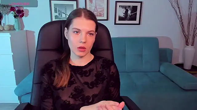 Snapshot of BellaSweetHeart chatting on 03.09.25 BellaSweetHeart online show from 03.09.25