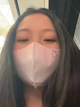 Snapshot of Xixi-Gala chatting on 03.12.25 Xixi-Gala online show from 03.12.25