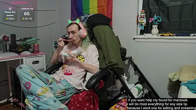 tallnerdyguy online show from 10.17.25