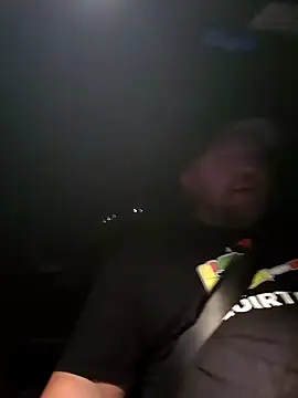 Snapshot of Strong_Bear89 chatting on 01.07.25 Strong Bear89 online show from 01.07.25