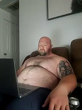 Snapshot of Strong_Bear89 chatting on 01.13.25 Strong Bear89 online show from 01.13.25