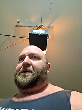 Snapshot of Strong_Bear89 chatting on 02.27.25 Strong Bear89 online show from 02.27.25