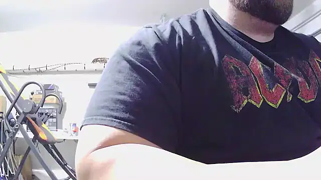 Snapshot of Strong_Bear89 chatting on 02.16.26 Strong Bear89 online show from 02.16.26