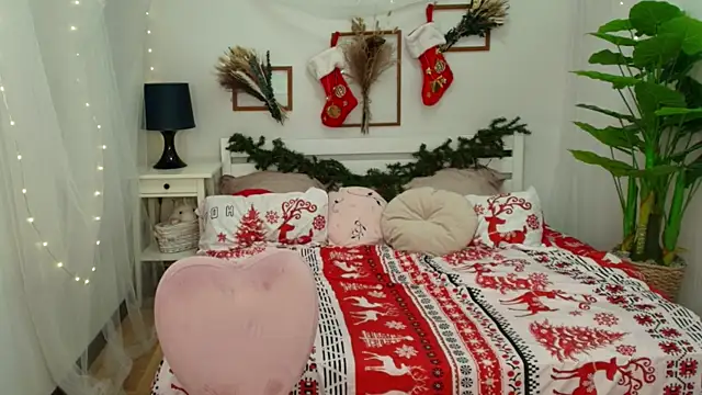 margeriTirell online show from 12.22.24