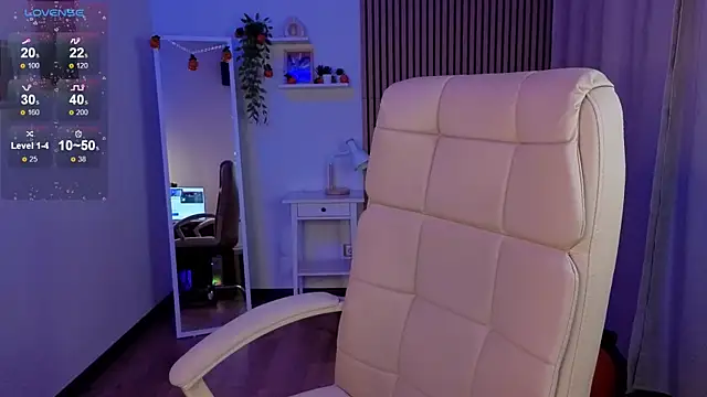 margeriTirell online show from 11.06.25