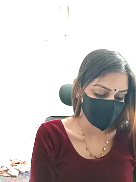 Tisha-01 online show from 11.19.25