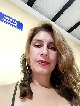 Alysson-- online show from 02.14.25