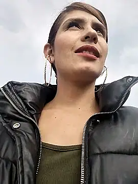 Alysson-- online show from 02.18.25