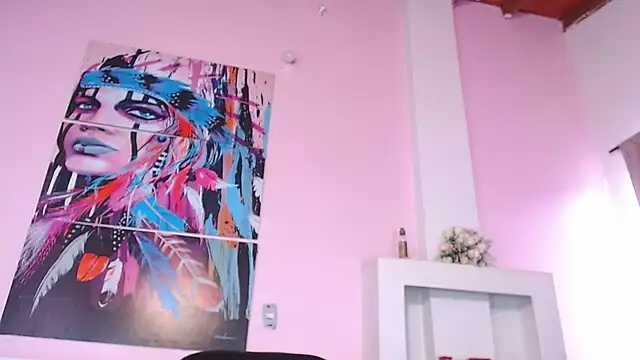 Snapshot of lunoxx_ chatting on 02.25.25 lunoxx online show from 02.25.25