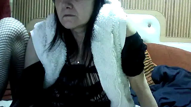 AlanaLaDream online show from 02.13.25