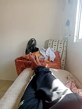 Snapshot of Anal_Fisting9 chatting on 10.13.25 Anal Fisting9 online show from 10.13.25