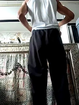 Snapshot of Anal_Fisting9 chatting on 11.05.25 Anal Fisting9 online show from 11.05.25